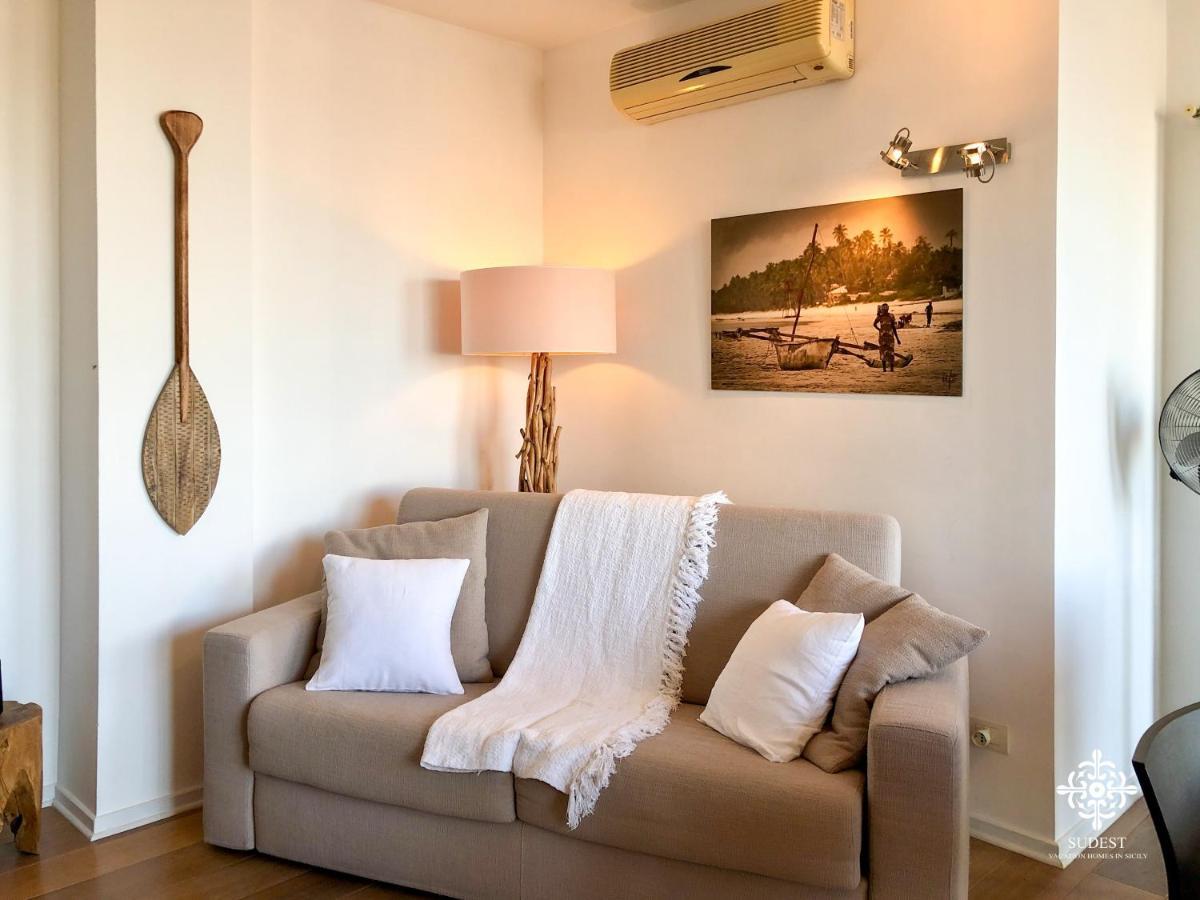 Infinito - Attico Sul Mare Apartment Весте Екстериор снимка