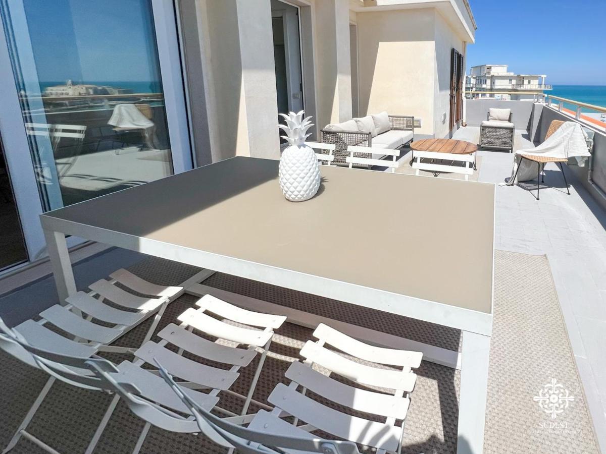 Infinito - Attico Sul Mare Apartment Весте Екстериор снимка