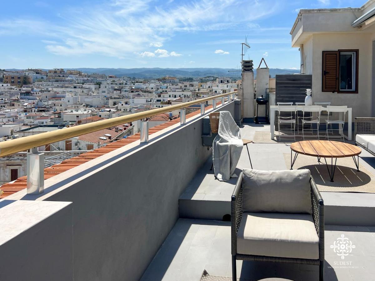 Infinito - Attico Sul Mare Apartment Весте Екстериор снимка
